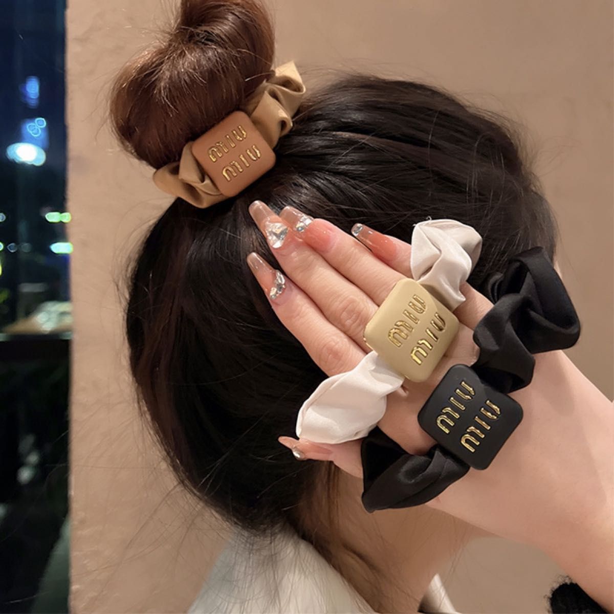 シュシュ ヘアゴム ヘアスタイル ブラック miumiu｜Yahoo!フリマ（旧