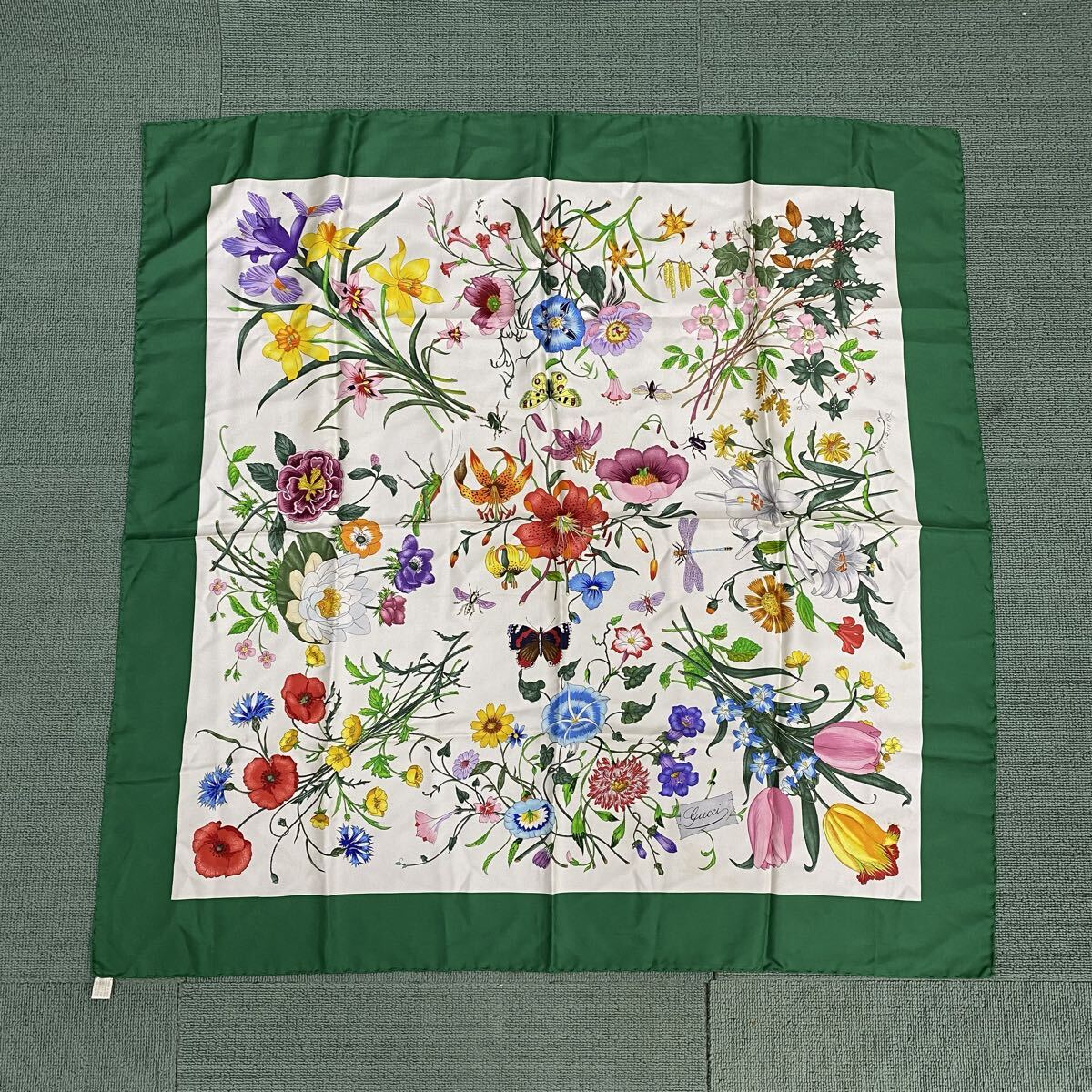 Yahoo!オークション -「グッチ フローラ スカーフ」(ファッション) の