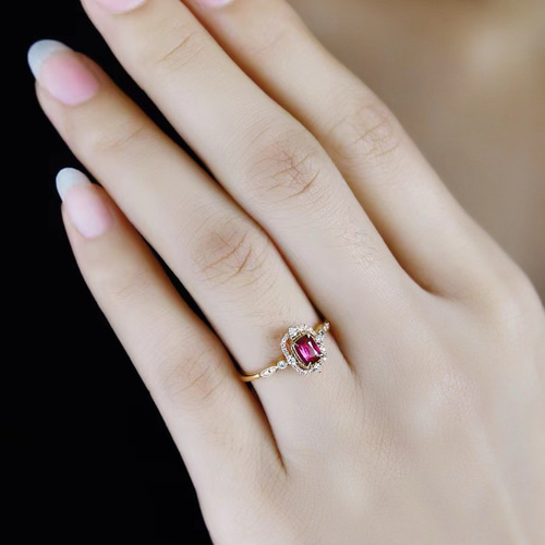 豪華」K18 天然ルビー 天然ダイヤモンド リング 純愛 女性 女王 0.8ct