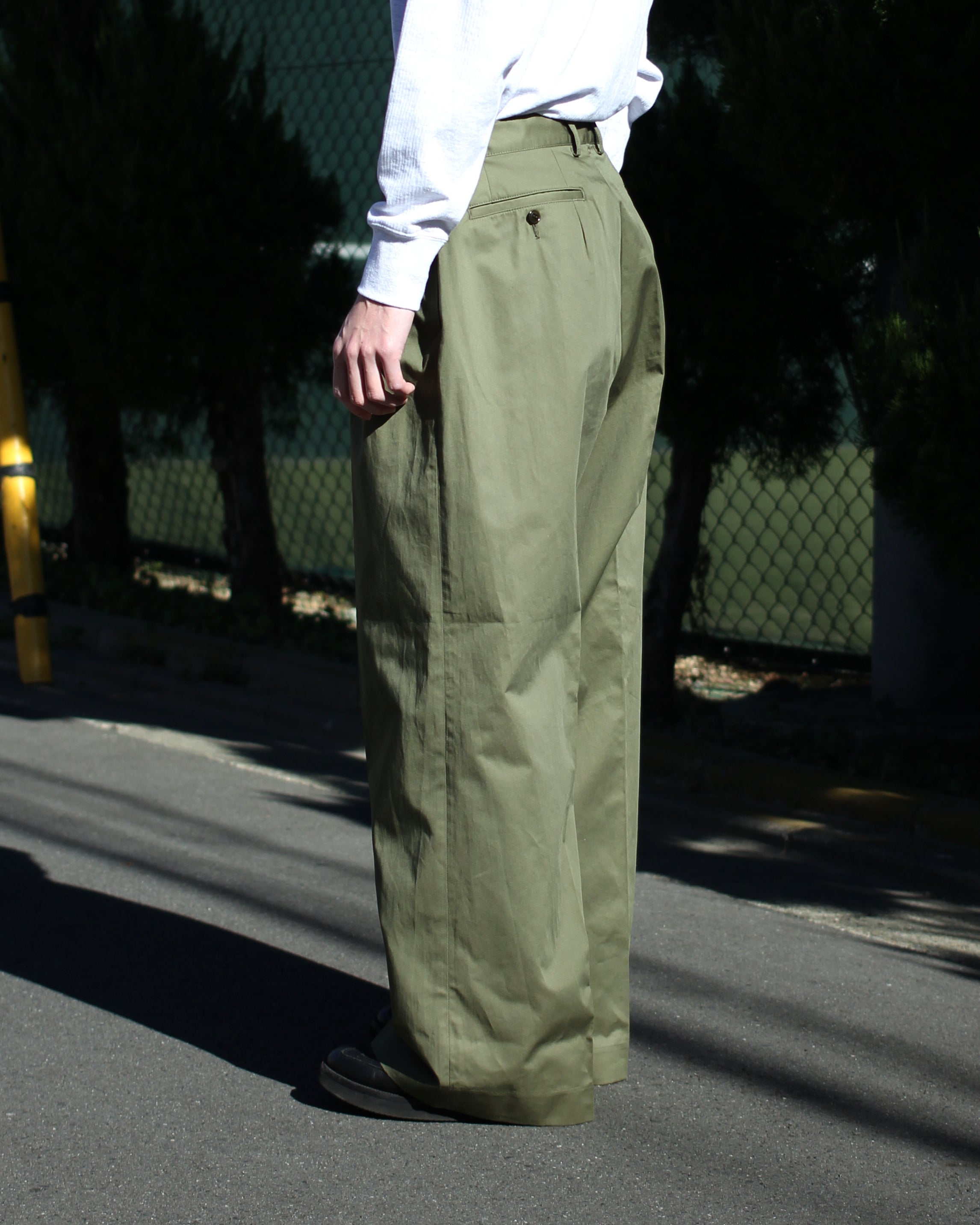REVERBERATE/TACKED CHINO TROUSERS(STANDARD)