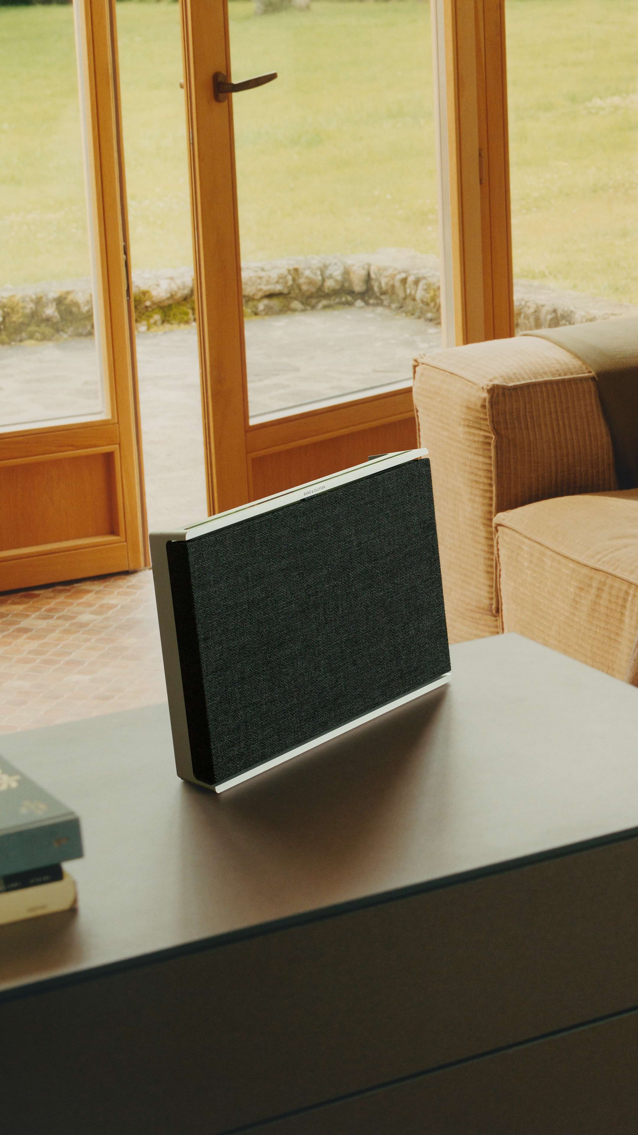 Beosound A5 - パワフルなポータブルスピーカー - Bang & Olufsen