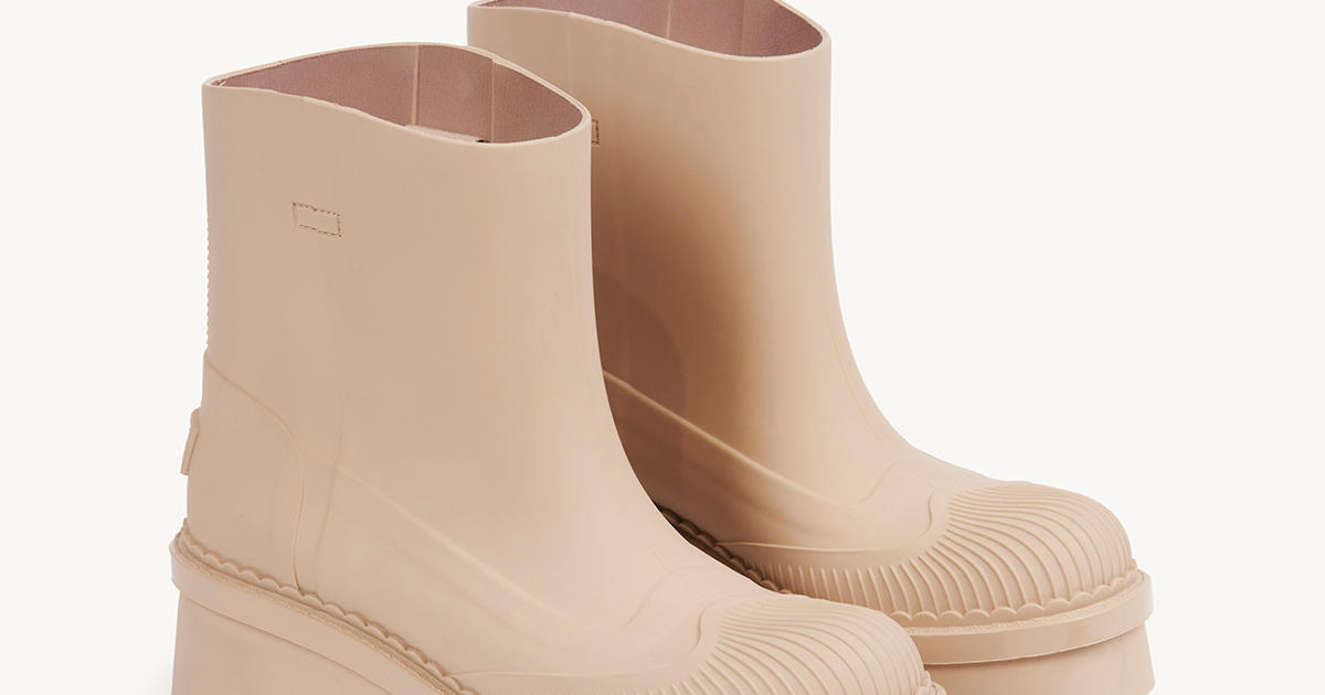 クロエ」の新作レインブーツ“Raina”登場！ 梅雨時期のコーデに取り入れ