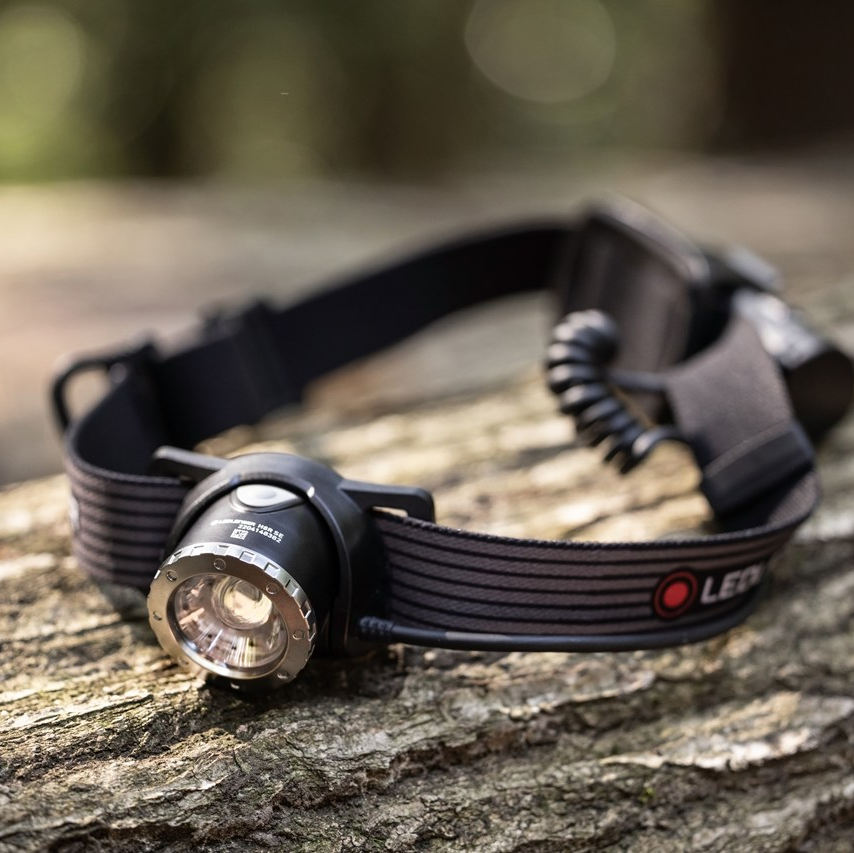 爆買いハンター様】LEDLENSER H8R SE ヘッドランプ 爆買いハンター様