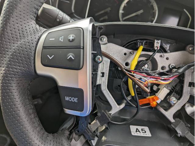 ハイエースDXに自動格納ドアミラーユニットとステアリングスイッチ