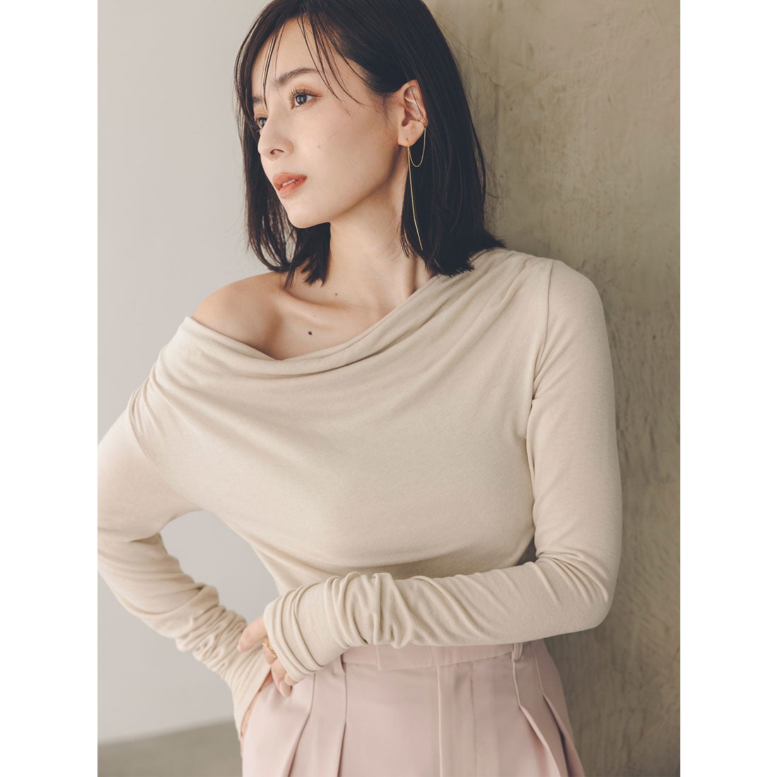 アニュアンス anuans ギャザードレープカットトップス （BEIGE