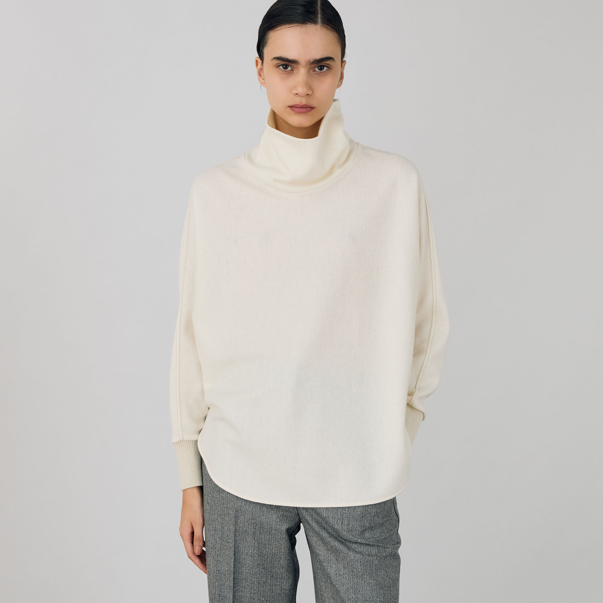 ニットコンビネーション タートルネックプルオーバー