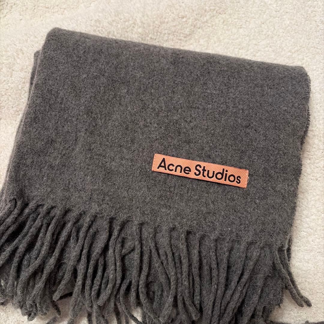Acne Studios マフラー 濃いグレー Acne Studios - モヘアチェックスカーフ - ダークブラック/グレー