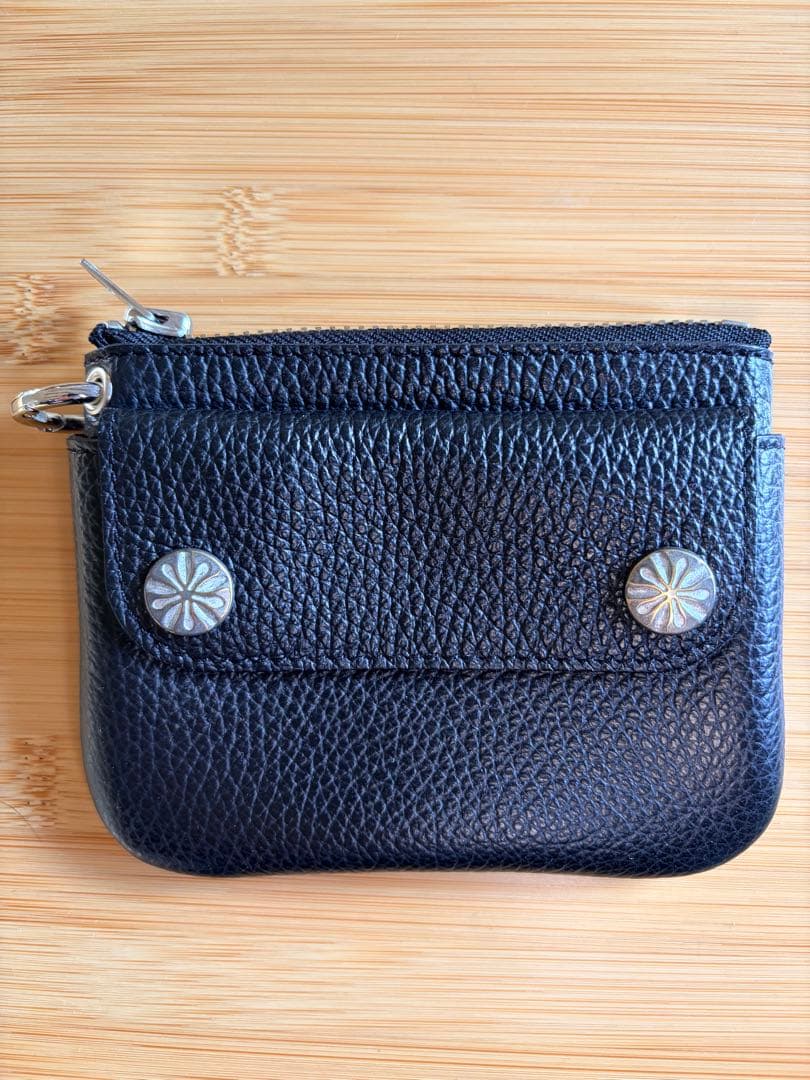 LOMEI Zipper Compact Wallet Black 即完売商品 LOMEI Zipper Compact Wallet Black 即完売商品 - メルカリ