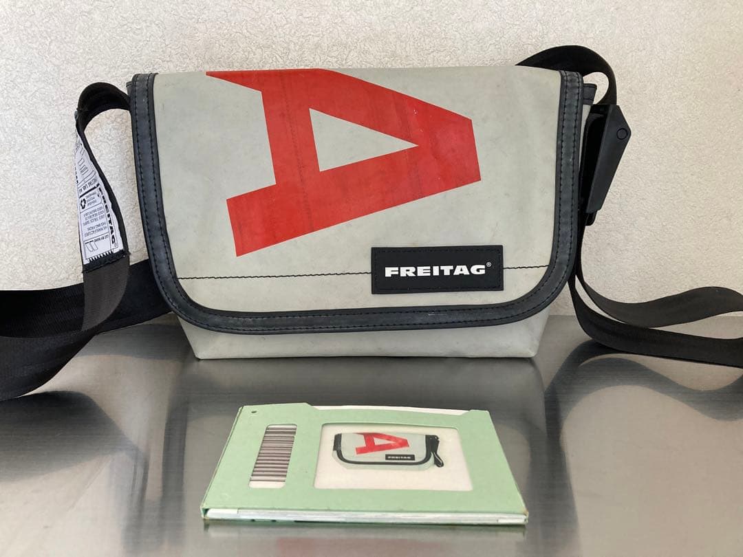 FREITAG F41 HAWAII FIVE-0 メッセンジャーバッグ FREITAG F41 HAWAII-FIVE-O – Red Dot Design Museum Singapore