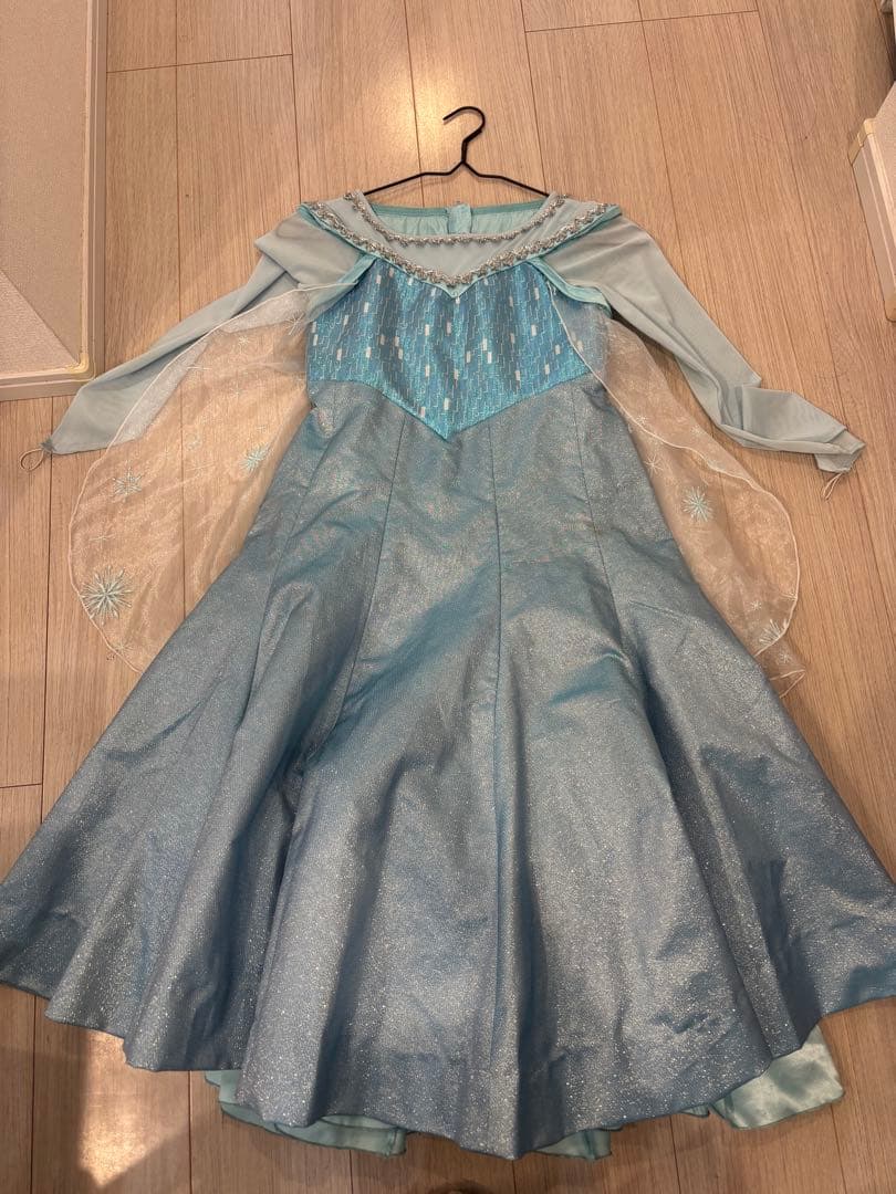 アナと雪の女王　エルサのドレス　140㌢ エルサ ドレス キッズ 子供用 長袖 アナと雪の女王 子供 ハロウィン