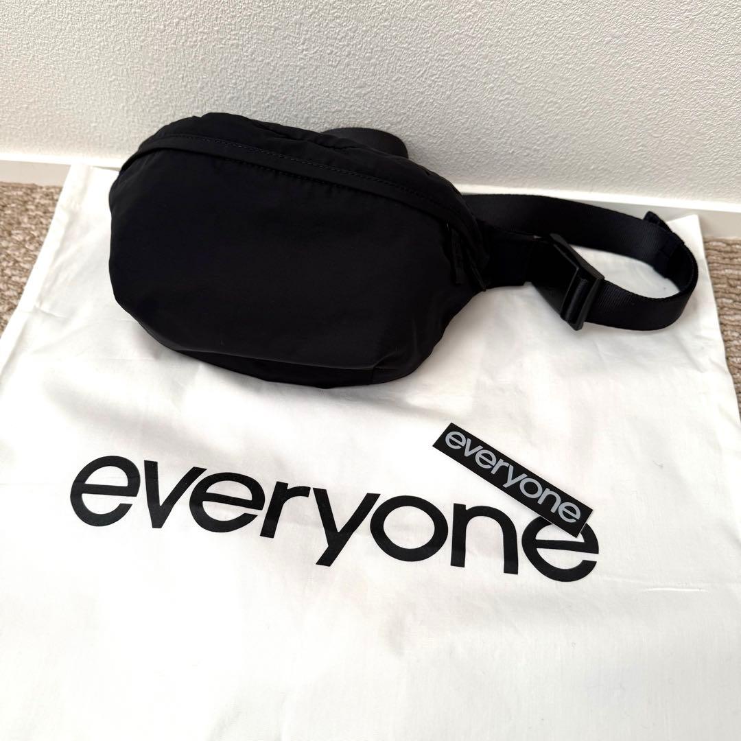 everyone compact waistbag (ショッパー／ステッカー付） everyone compact waistbag (ショッパー／ステッカー付） everyone