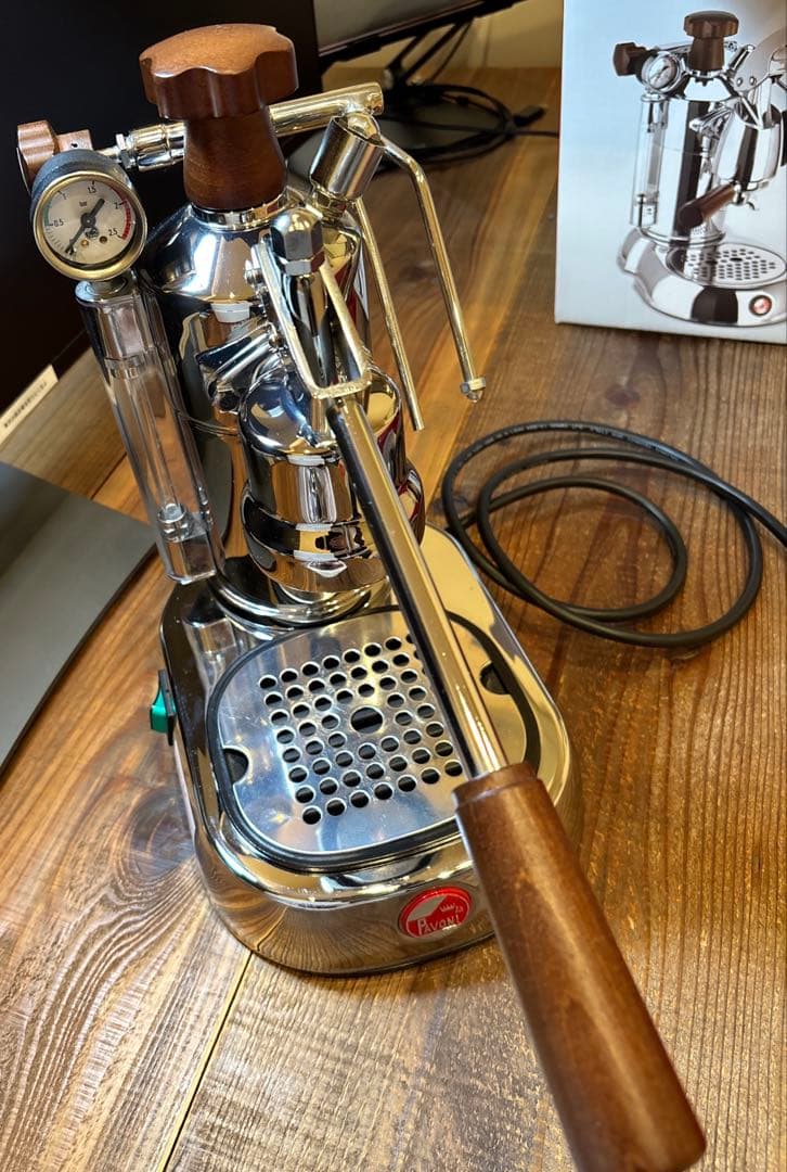 ラパボーニ　エスプレッソ プロフェッショナル PLH レーニョ la Pavoni ラ・パボーニ ”PROFESSIONAL” PLH ウッドレバーグリップ