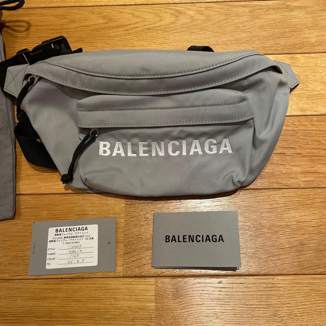 Nao_Arc さま専用です。BALENCIAGA ボディバッグ グレー バレンシアガ BALENCIAGA バッグ （グレー） -waja bazar - 海外