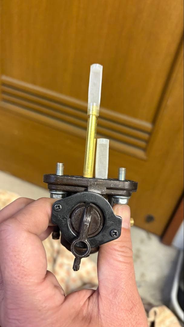 gt380後期新品漏れ確認済み GT380の修理車の作業開始です！！ | ZUMAのブログ