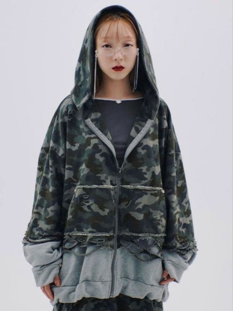 よ*し様 【ワケ有り】neith./ Layered Crush Hoodie Layered Crush Hoodie(Camo×Gray) – neith.onlinestore